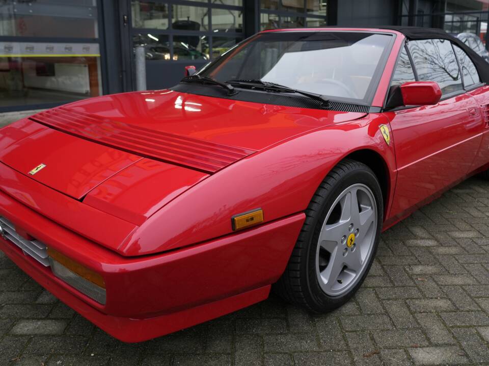 Bild 7/26 von Ferrari Mondial T (1990)