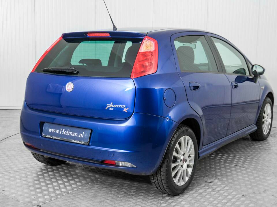 Bild 26/50 von FIAT Grande Punto 1.4 (2009)