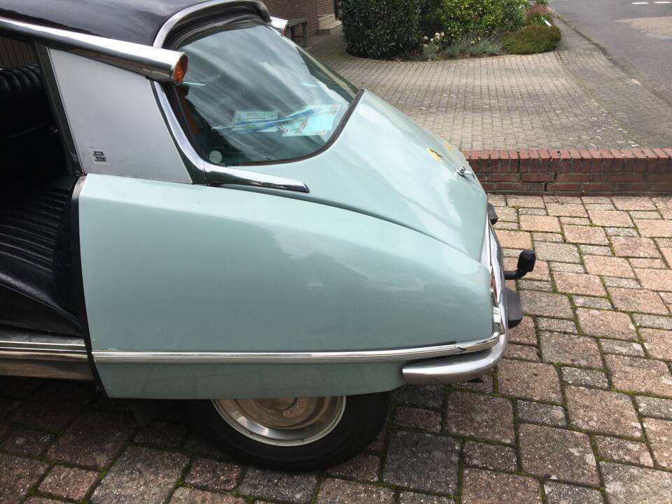 Bild 36/80 von Citroën DS 21 Pallas (1973)