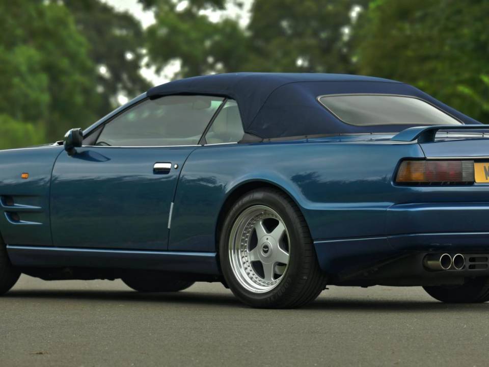Bild 23/50 von Aston Martin Virage Volante (1995)