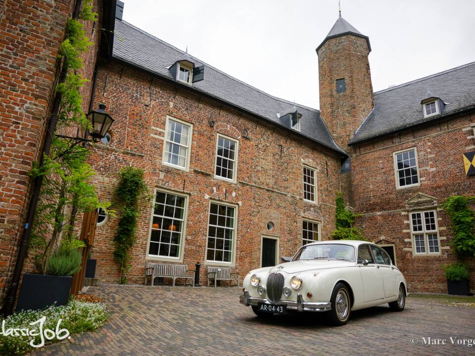 Immagine 23/46 di Jaguar Mk II 3.8 (1962)