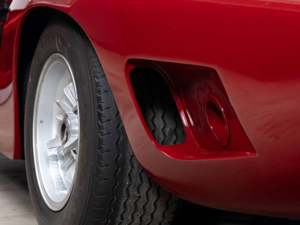 Bild 16/40 von Bizzarrini GT Strada 5300 (1965)