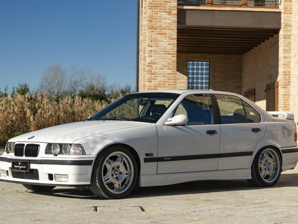 Bild 1/50 von BMW 318is "Class II" (1994)