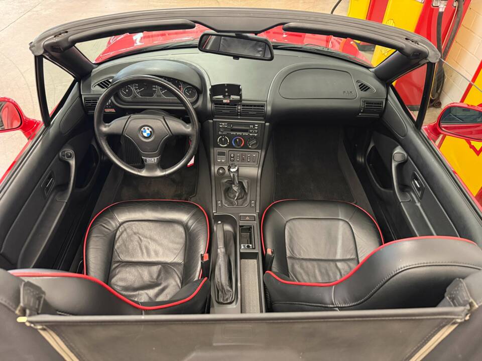 Bild 17/17 von BMW Z3 Roadster 1,8 (1997)