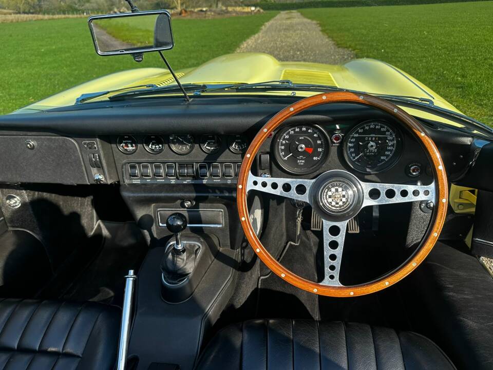 Afbeelding 45/100 van Jaguar E-Type (1968)