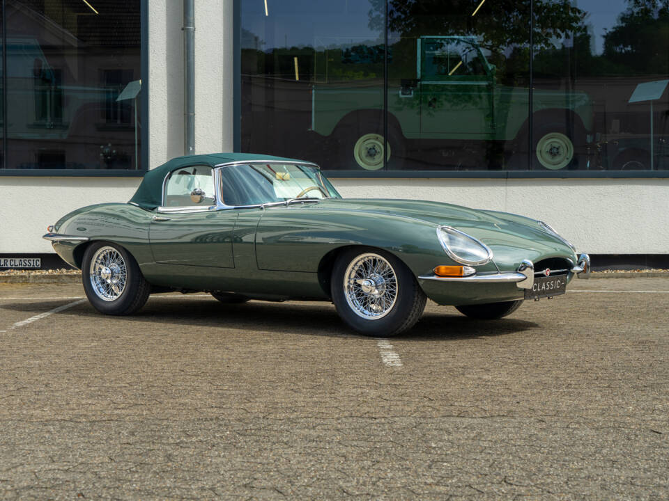 Afbeelding 14/33 van Jaguar E-Type 4.2 (1967)