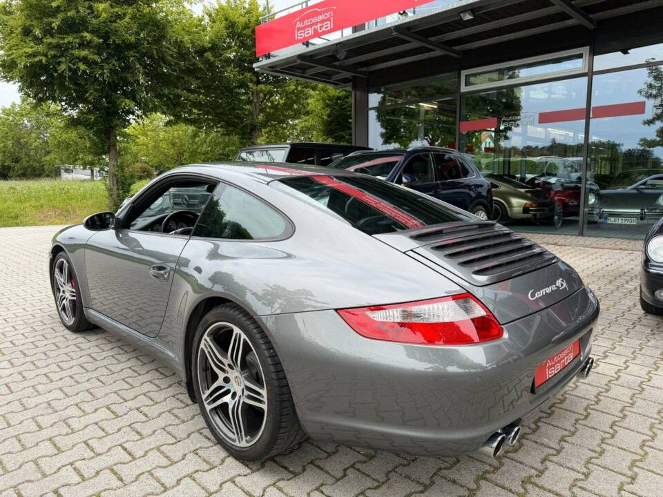 Bild 4/27 von Porsche 911 Carrera 4S (2007)