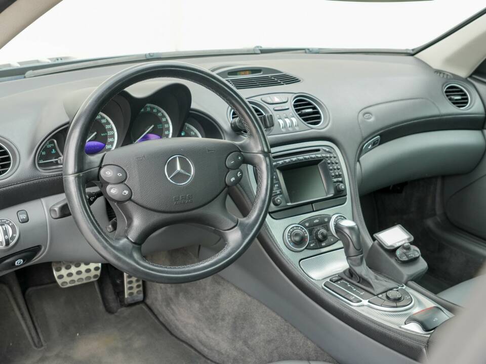 Image 9/45 de Mercedes-Benz SL 350 (2003)
