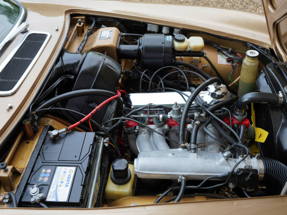 Image 47/50 of Volvo 1800 E (1972)