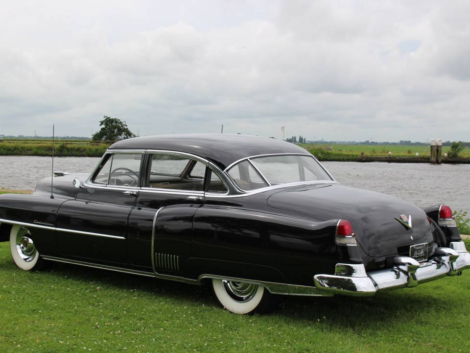 Image 3/23 de Cadillac 60 Special Fleetwood (1951)