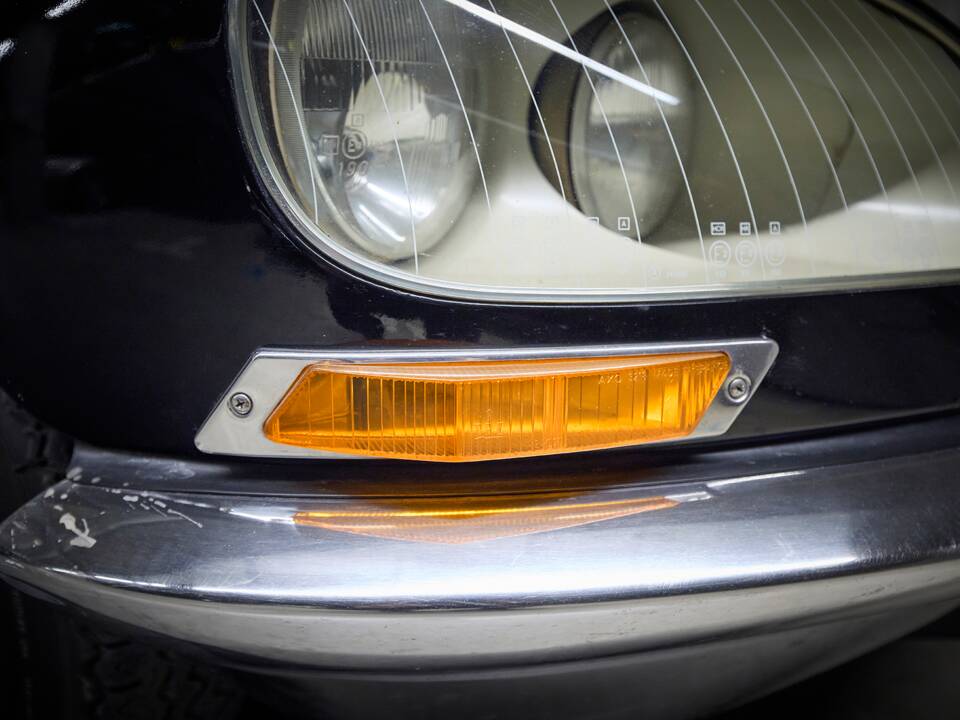 Image 63/98 de Citroën DS 21 Pallas (1971)
