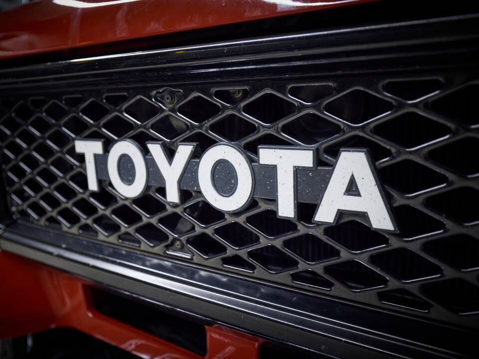 Afbeelding 52/100 van Toyota Land Cruiser LJ77 (1991)