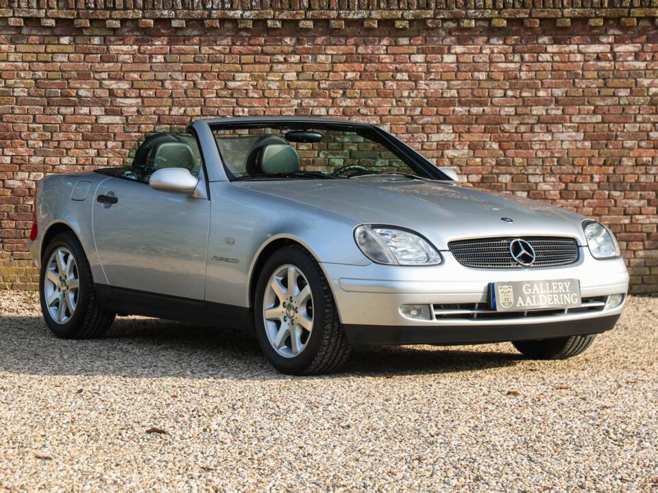 Bild 37/50 von Mercedes-Benz SLK 230 Kompressor (1998)