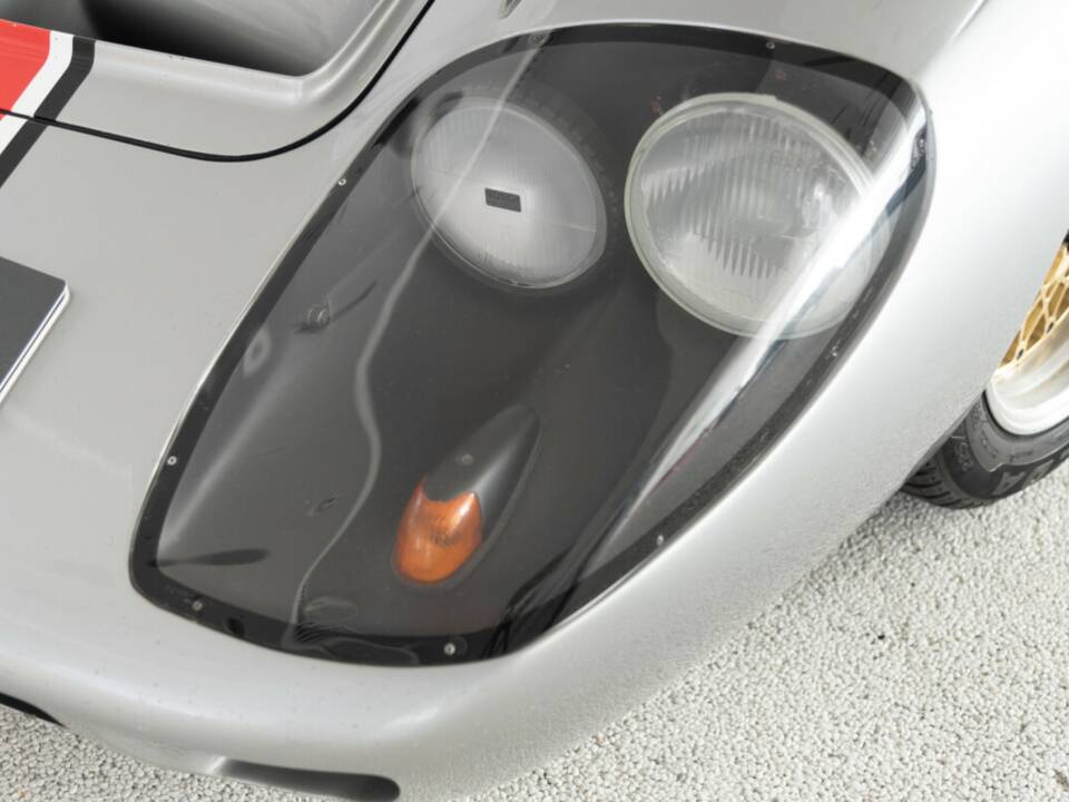 Image 21/47 of Isdera Erator GTE (1969)