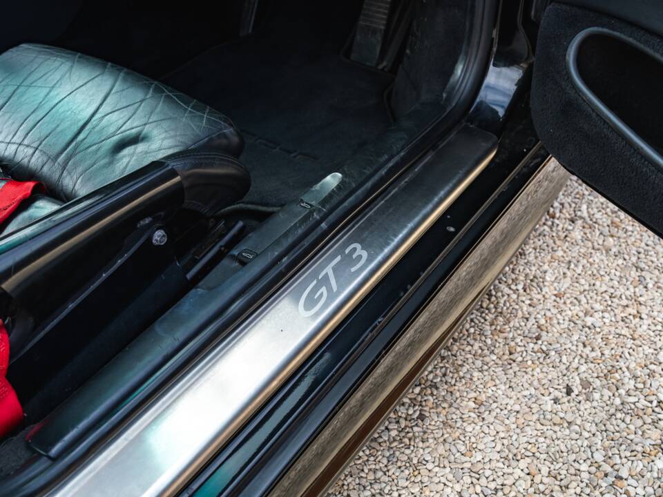 Image 19/42 of Porsche 911 GT3 (2003)