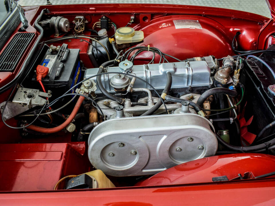 Image 10/50 de Triumph TR 6 (1974)