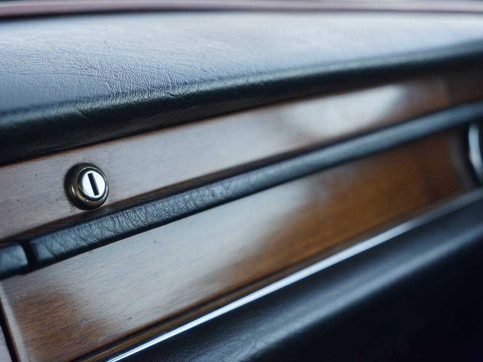 Image 21/21 of Mercedes-Benz 300 SEL 6.3 (1969)