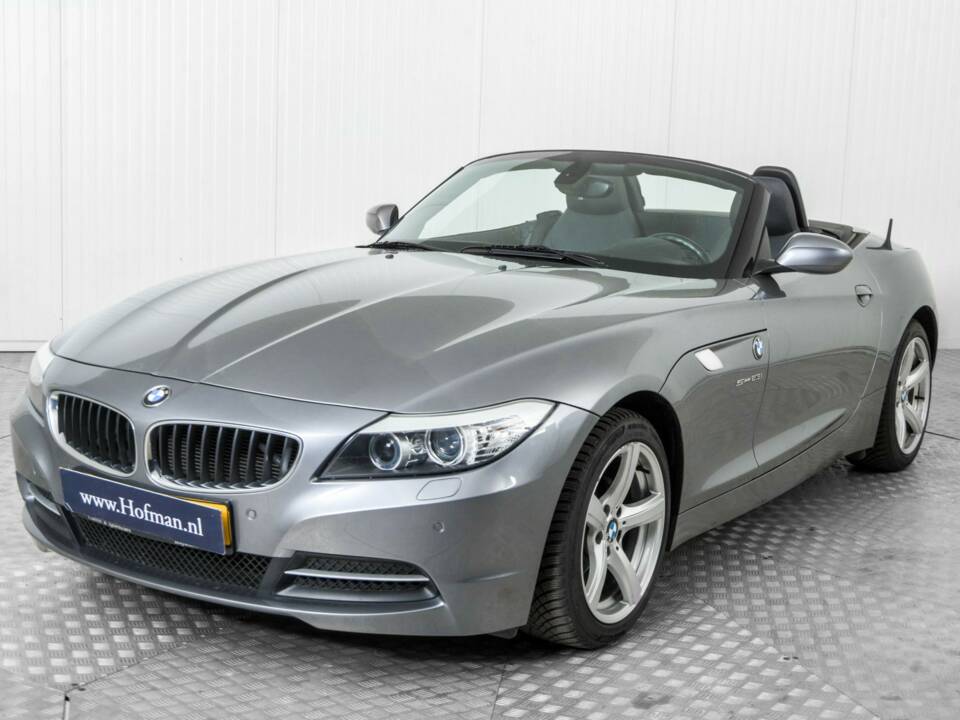Image 18/50 of BMW Z4 sDrive23i (2010)