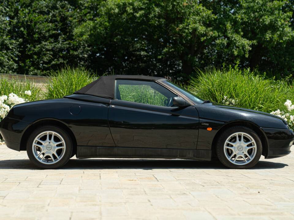 Bild 4/50 von Alfa Romeo GTV 2.0 Twin Spark (1997)