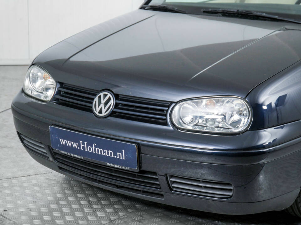 Immagine 18/50 di Volkswagen Golf IV Cabrio 2.0 (2001)