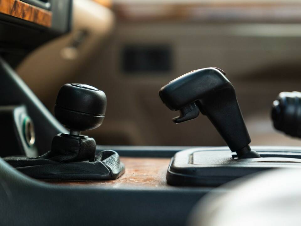 Image 50/50 of Land Rover Range Rover 4.2 LSE (1994)