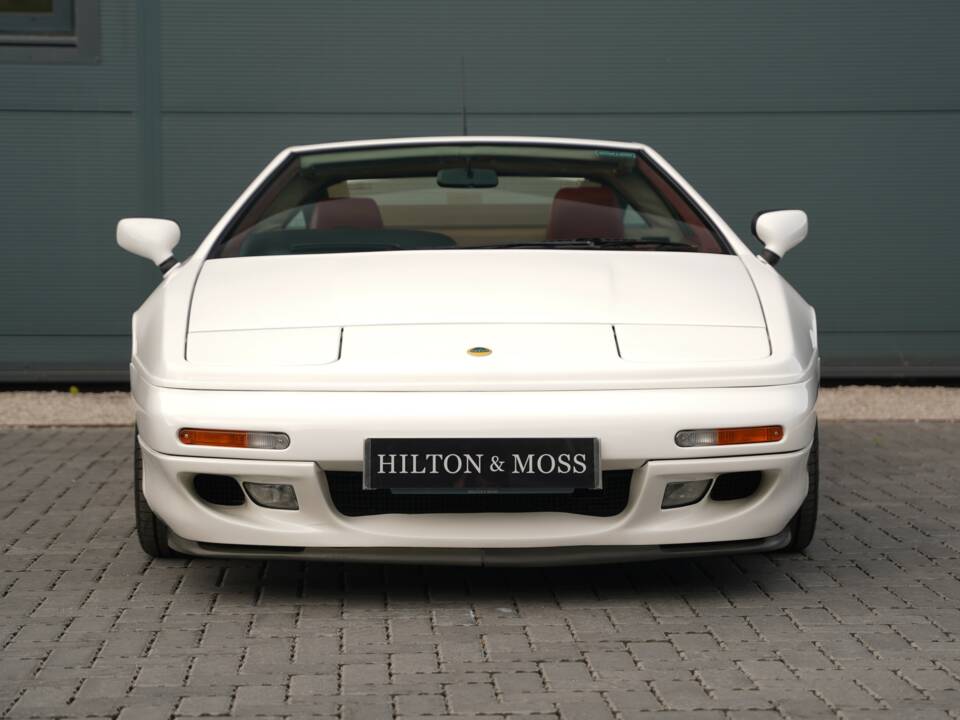 Image 7/50 of Lotus Esprit S4 (1994)