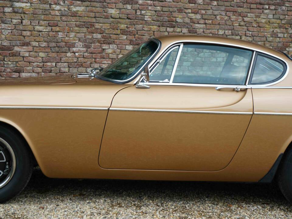 Image 44/50 of Volvo 1800 E (1971)