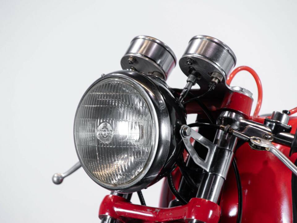 Immagine 38/50 di A.J.S. DUMMY (1960)