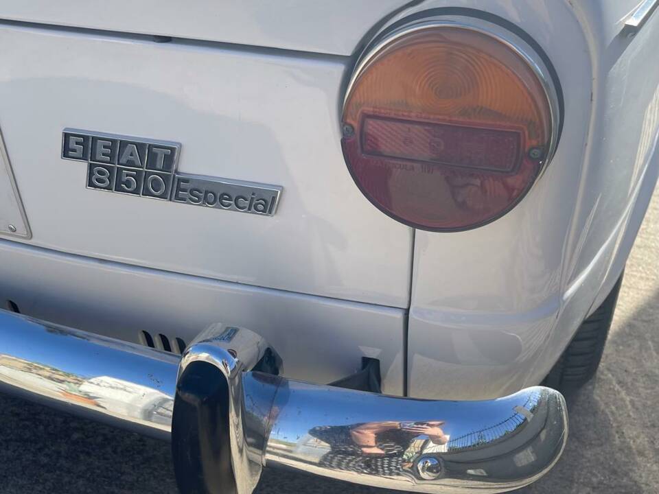 Image 32/56 of SEAT 850 Speciale (1971)