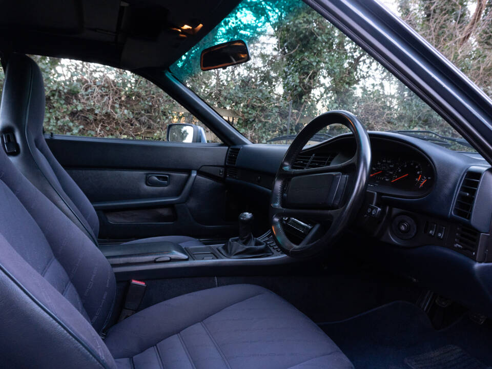 Image 8/16 of Porsche 944 S2 (1990)