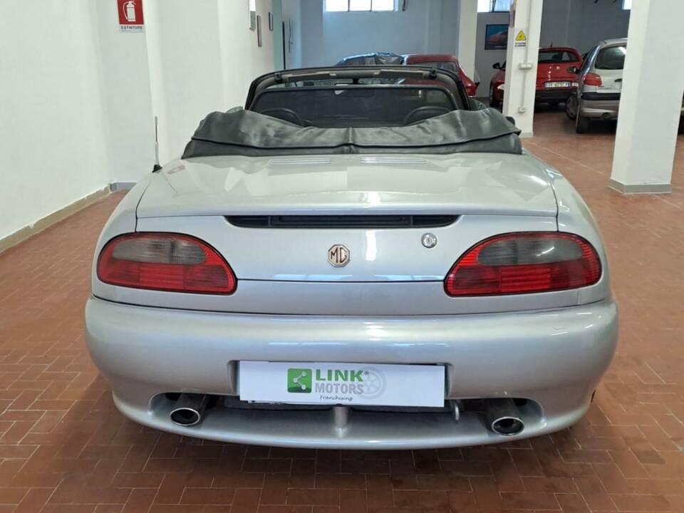 Immagine 6/50 di MG F 1.8i (1998)