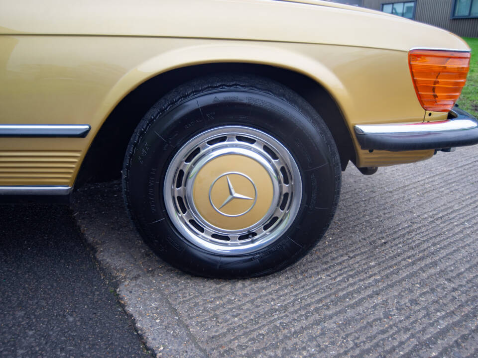 Image 28/30 of Mercedes-Benz 450 SLC (1978)