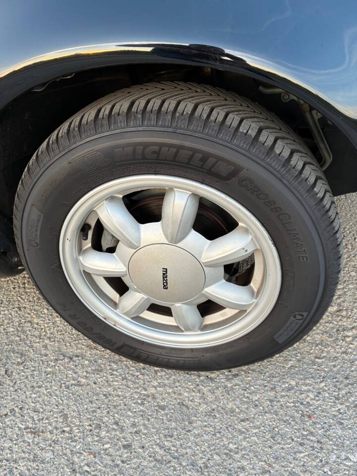 Image 18/23 of Mazda MX-5 1.6 (1992)