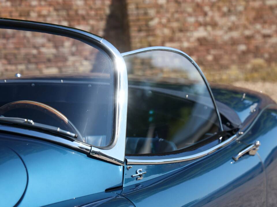 Image 29/50 of Jaguar XK 150 3.4 S OTS (1958)