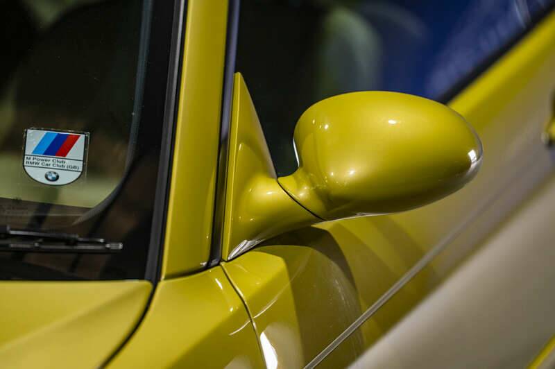 Image 18/50 of BMW M3 (2003)