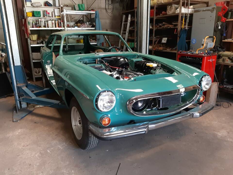 Bild 29/44 von Volvo 1800 ES (1973)