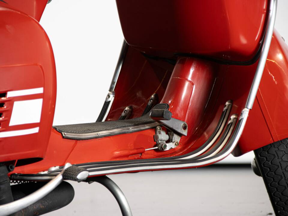 Image 14/50 of Piaggio Vespa 200 Rally (1976)