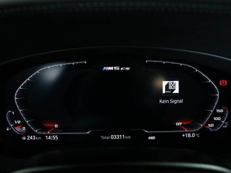 Image 21/50 of BMW M5 xDrive (2022)