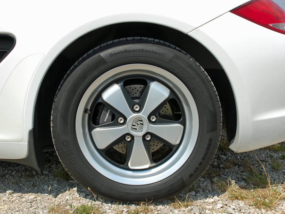 Immagine 23/25 di Porsche Boxster (2010)