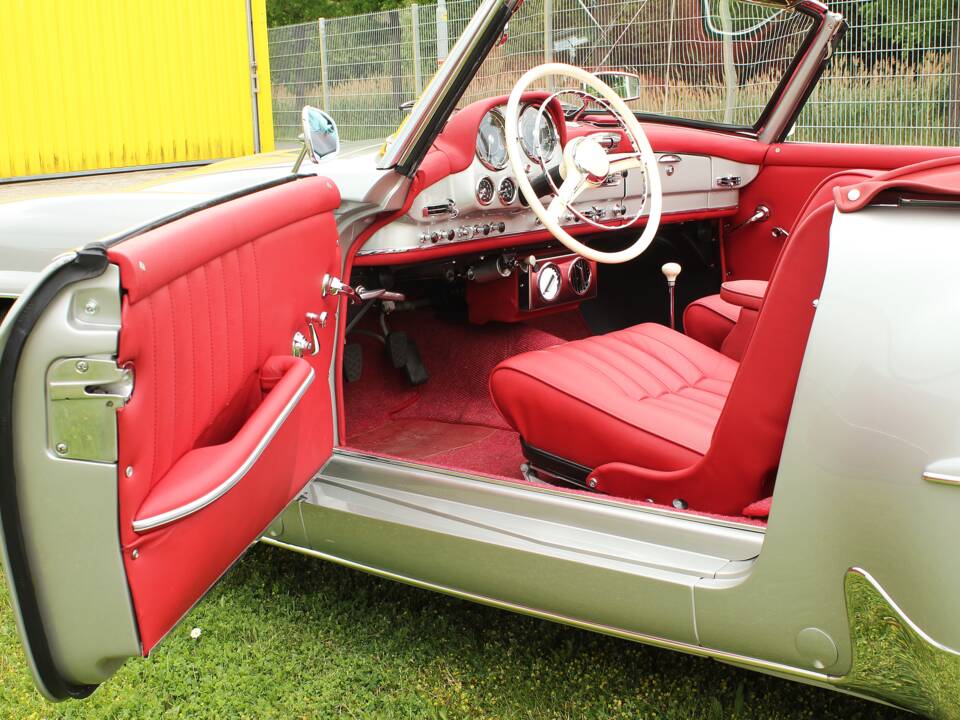 Image 17/33 de Mercedes-Benz 190 SL (1956)