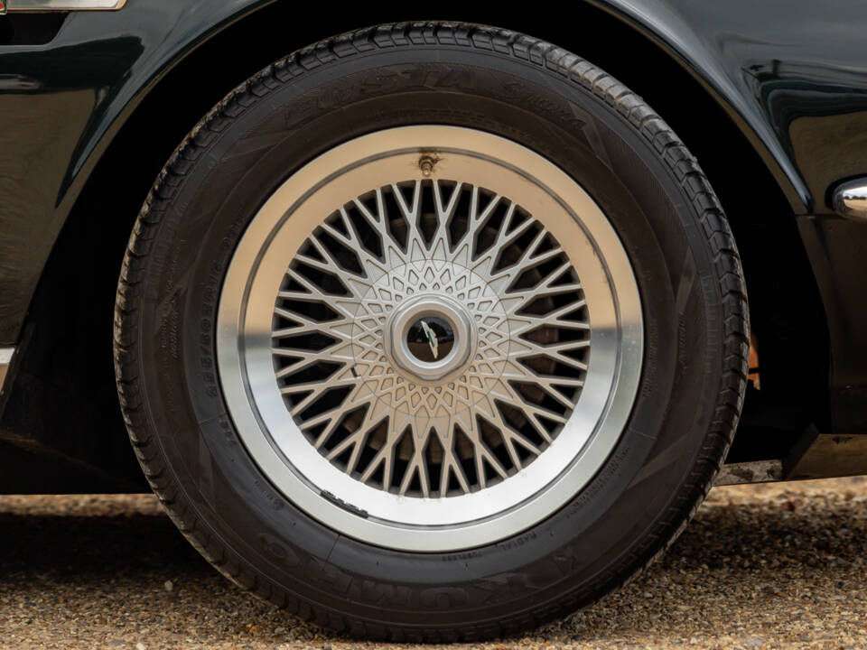 Bild 8/54 von Aston Martin V8 EFi (1987)