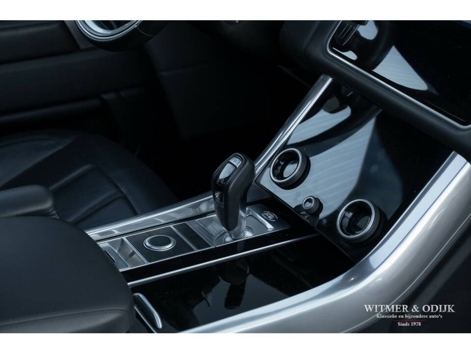 Image 10/27 of Land Rover Range Rover Sport P400e PHEV (2020)