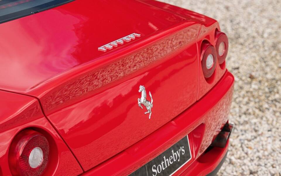 Bild 8/49 von Ferrari 550 Maranello (2000)