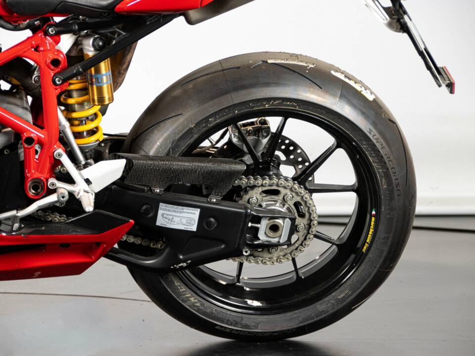 Image 18/50 of Ducati DUMMY (2004)