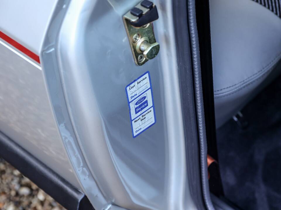 Image 29/50 of Ford Capri 2,8i (1987)