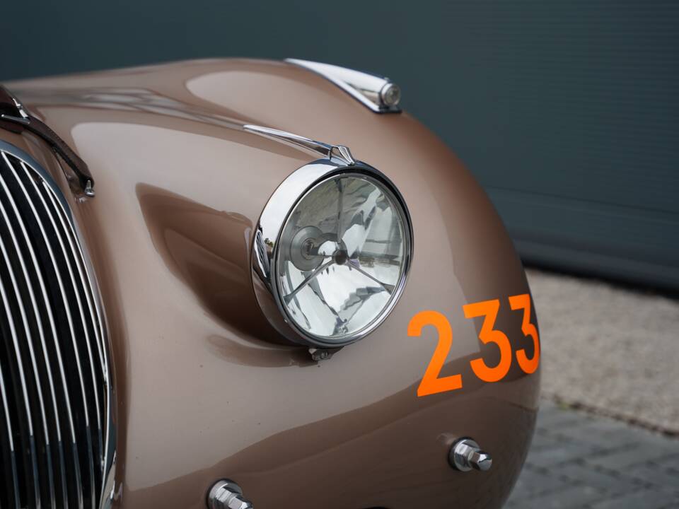 Image 36/50 of Jaguar XK 120 OTS (1950)