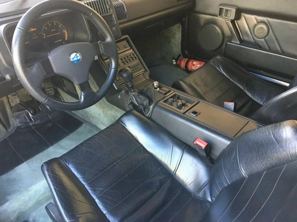 Imagen 2/8 de Alpine GTA V6 Turbo (1990)