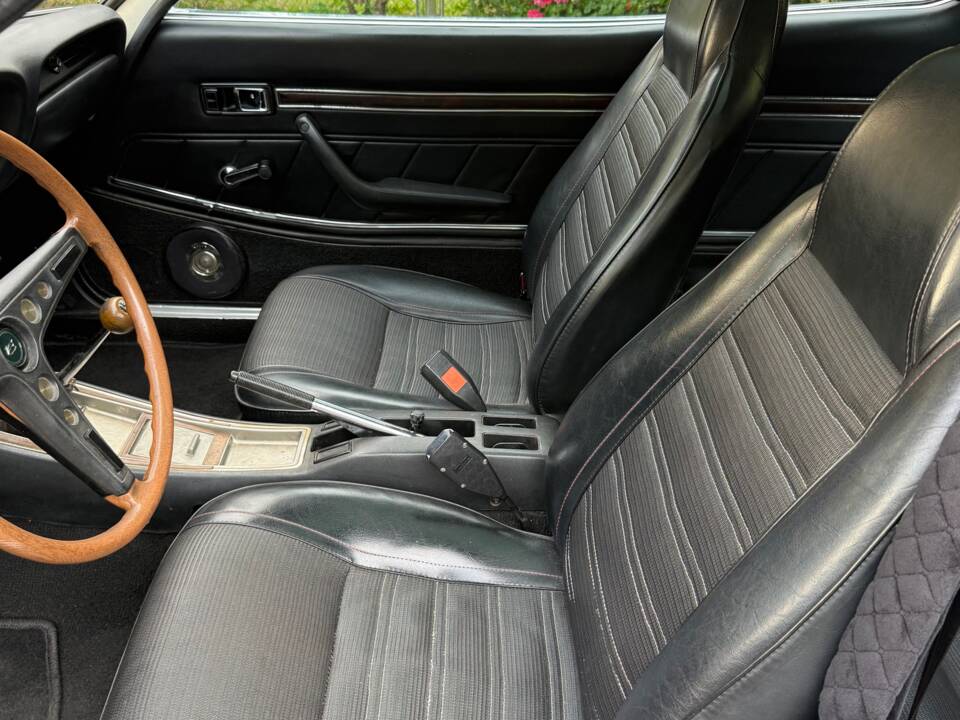 Image 13/55 of Toyota Celica ST (1972)