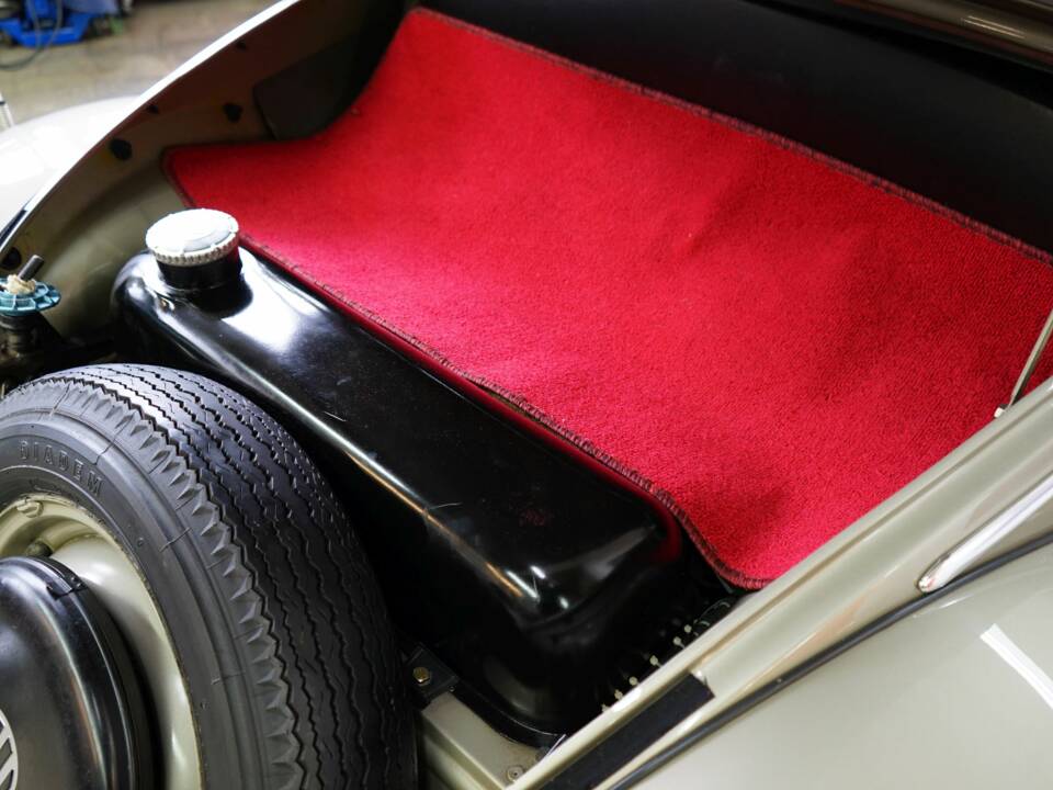 Immagine 28/35 di Volkswagen Kever 1200 Standard &quot;Dickholmer&quot; (1958)