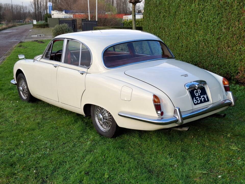 Image 9/68 de Jaguar Type S 3.4 (1964)